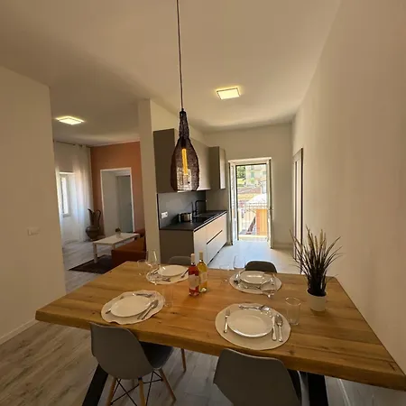 In San Zeno Apartment